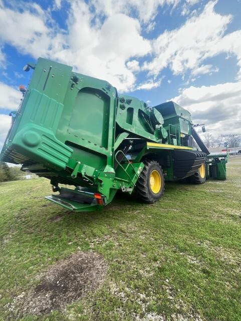 2019 John Deere CP690 Image