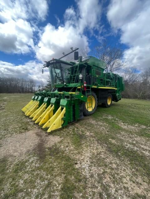2019 John Deere CP690 Image
