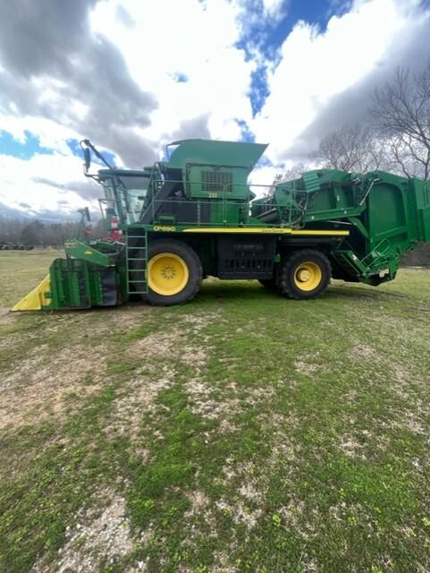 2019 John Deere CP690 Image