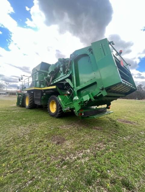 2019 John Deere CP690 Image