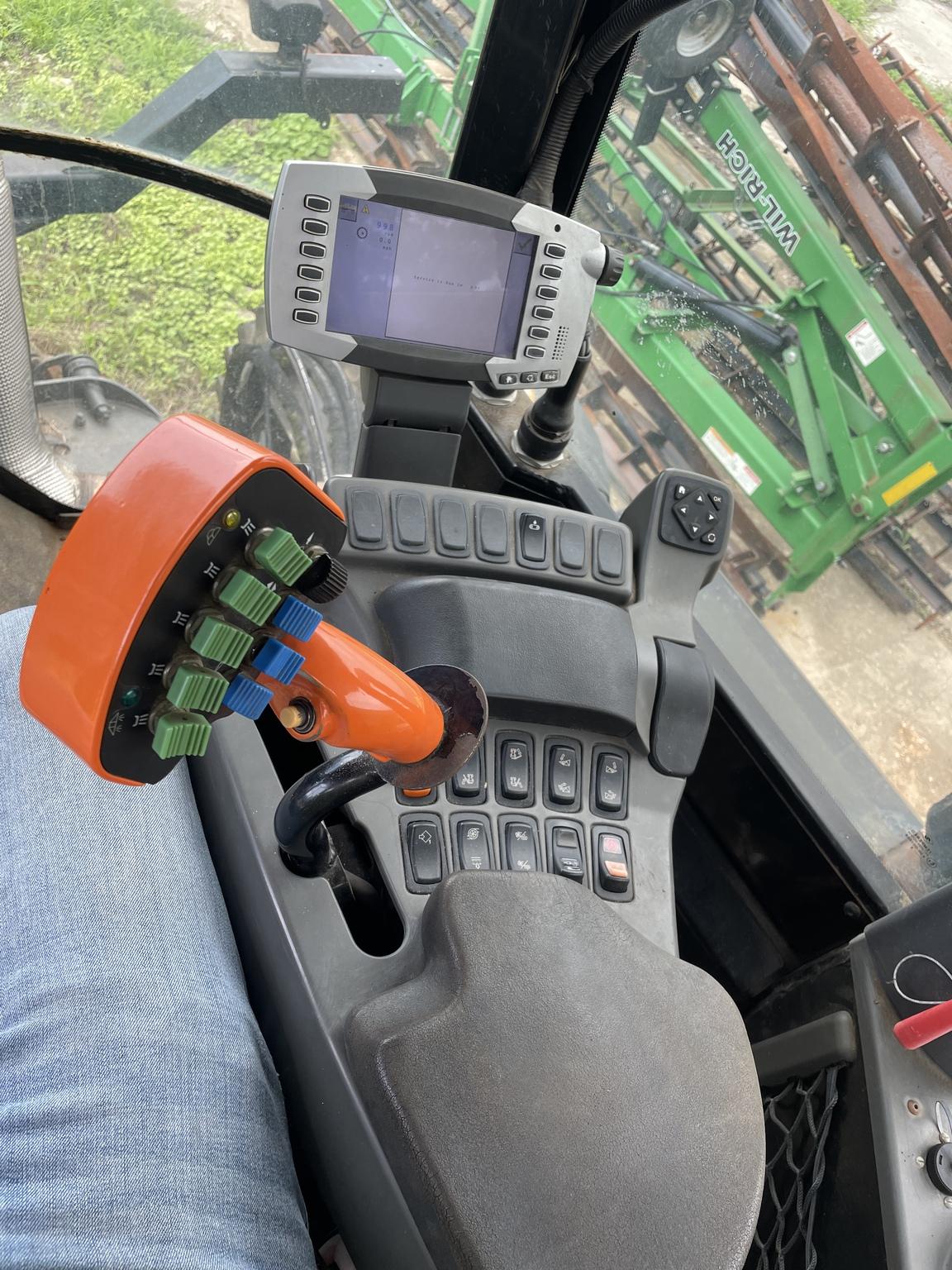 2016 Agco RG1300 Image