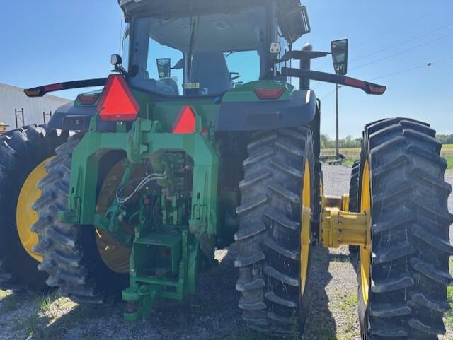 2023 John Deere 8R 280 Image
