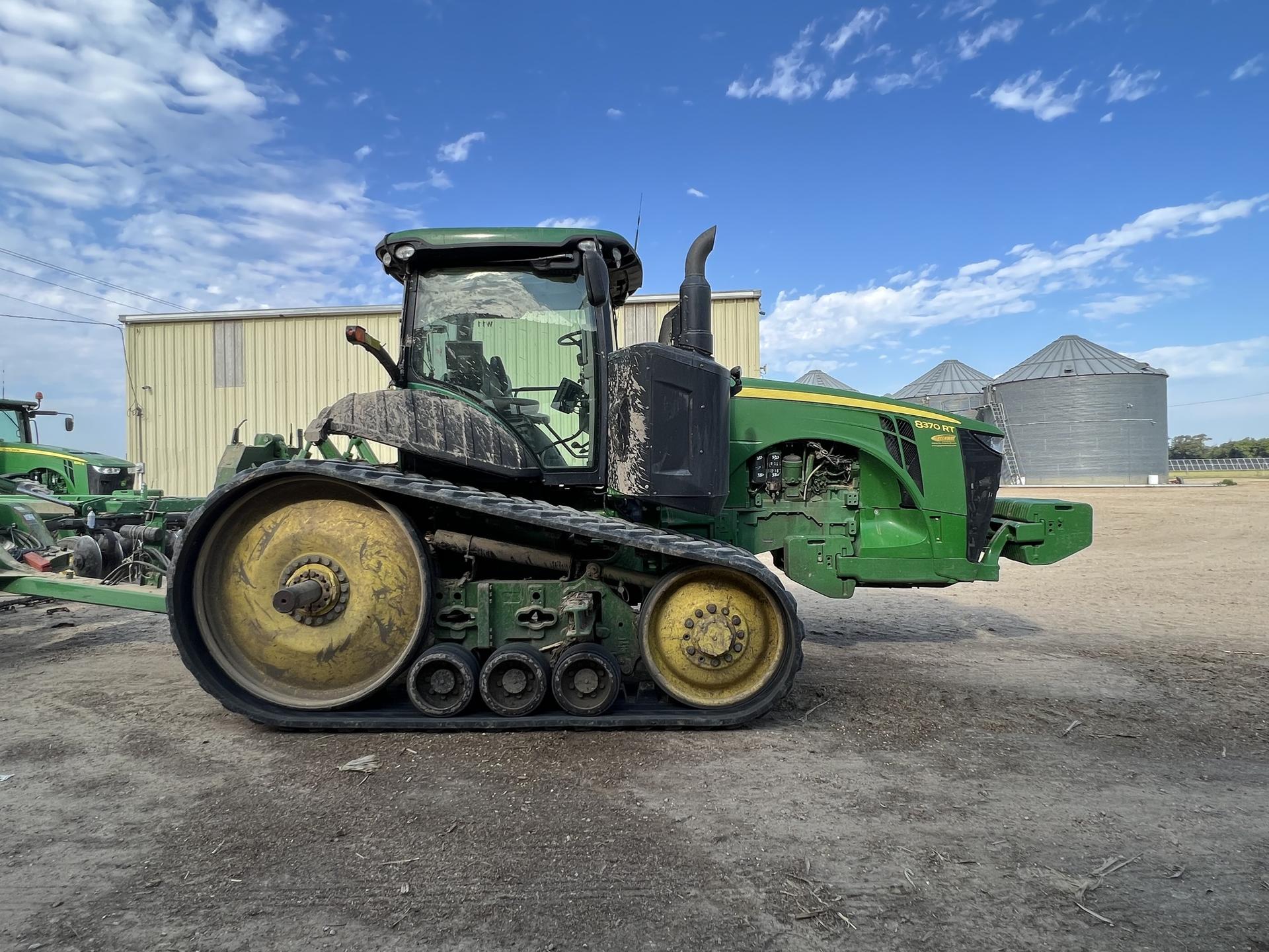2015 John Deere 8370RT Image