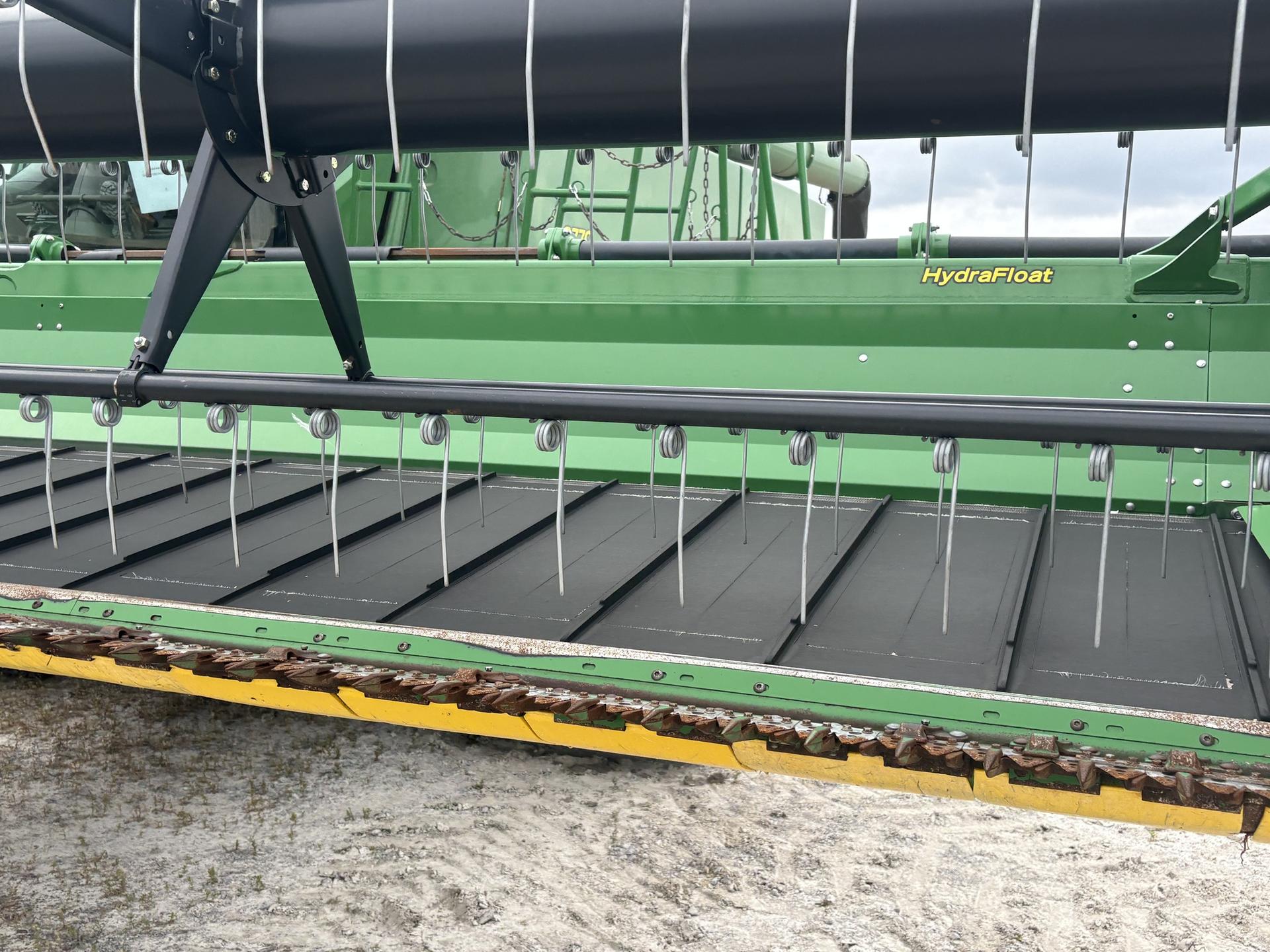 2019 John Deere 730D Image