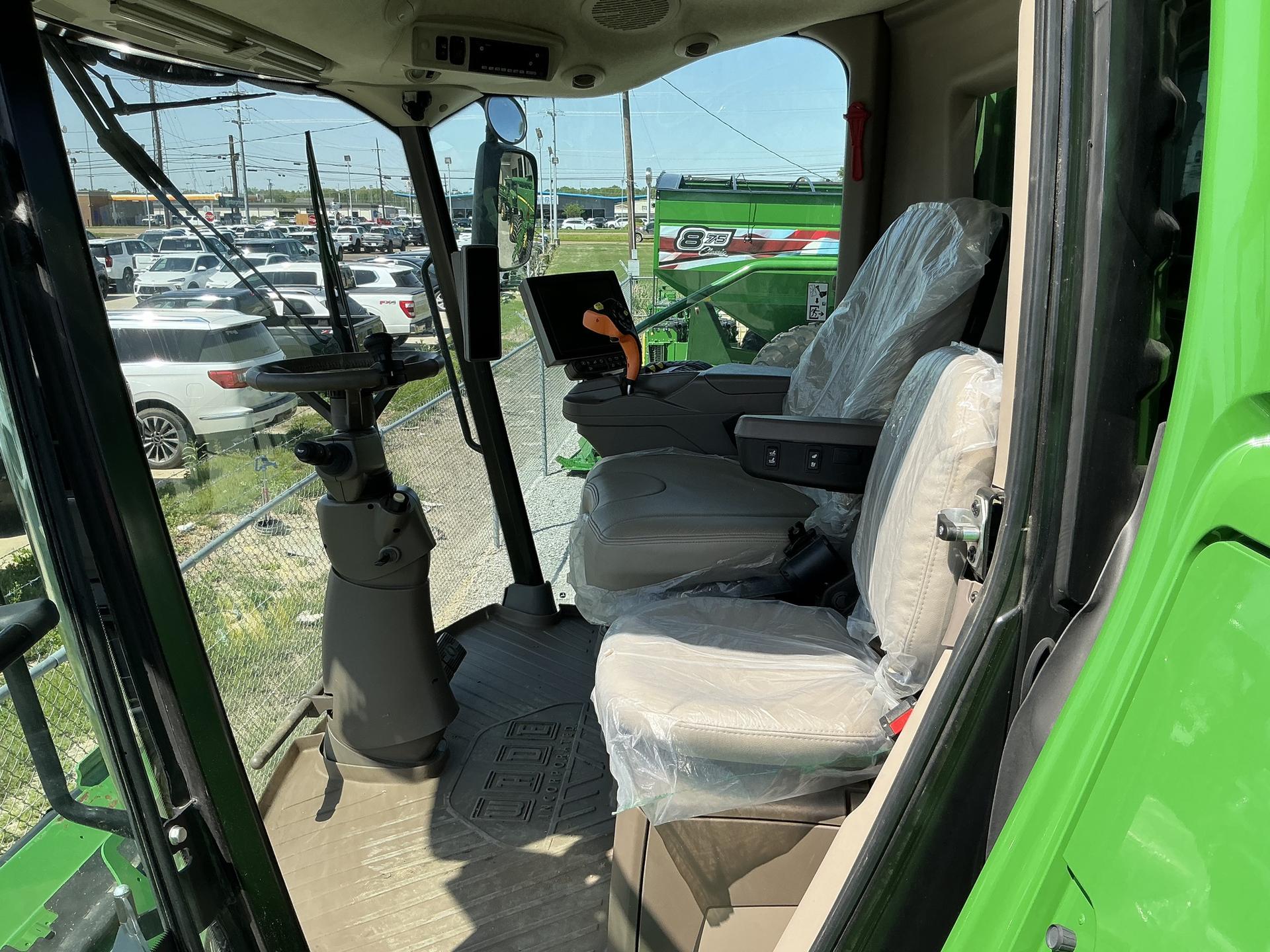 2023 John Deere S780 Image