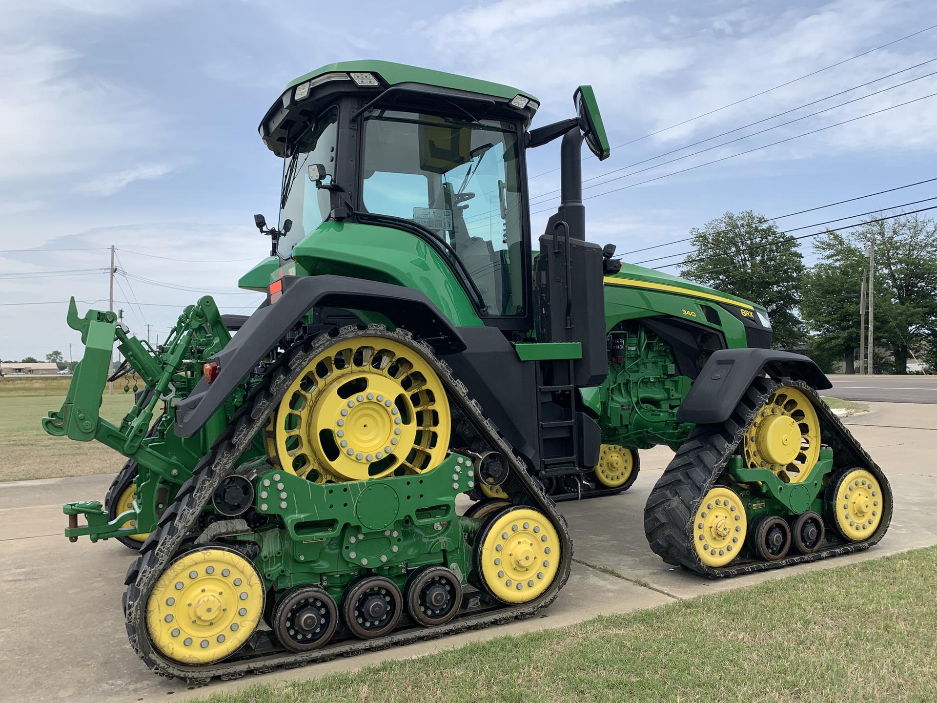 2022 John Deere 8RX 340 Image