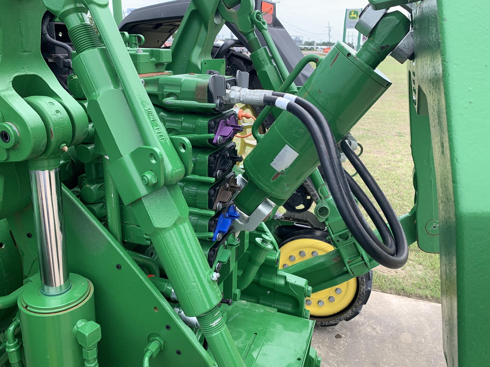 2022 John Deere 8RX 340 Image