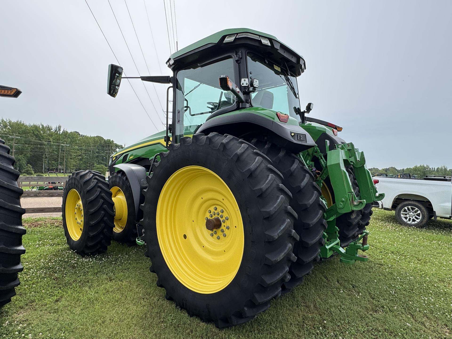 2023 John Deere 8R 280 Image
