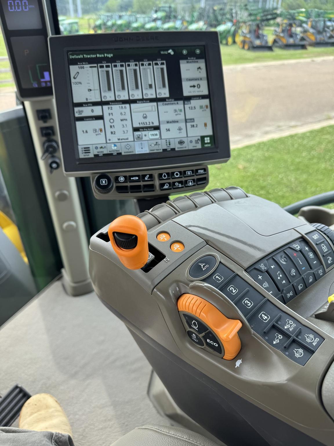 2023 John Deere 8R 280 Image