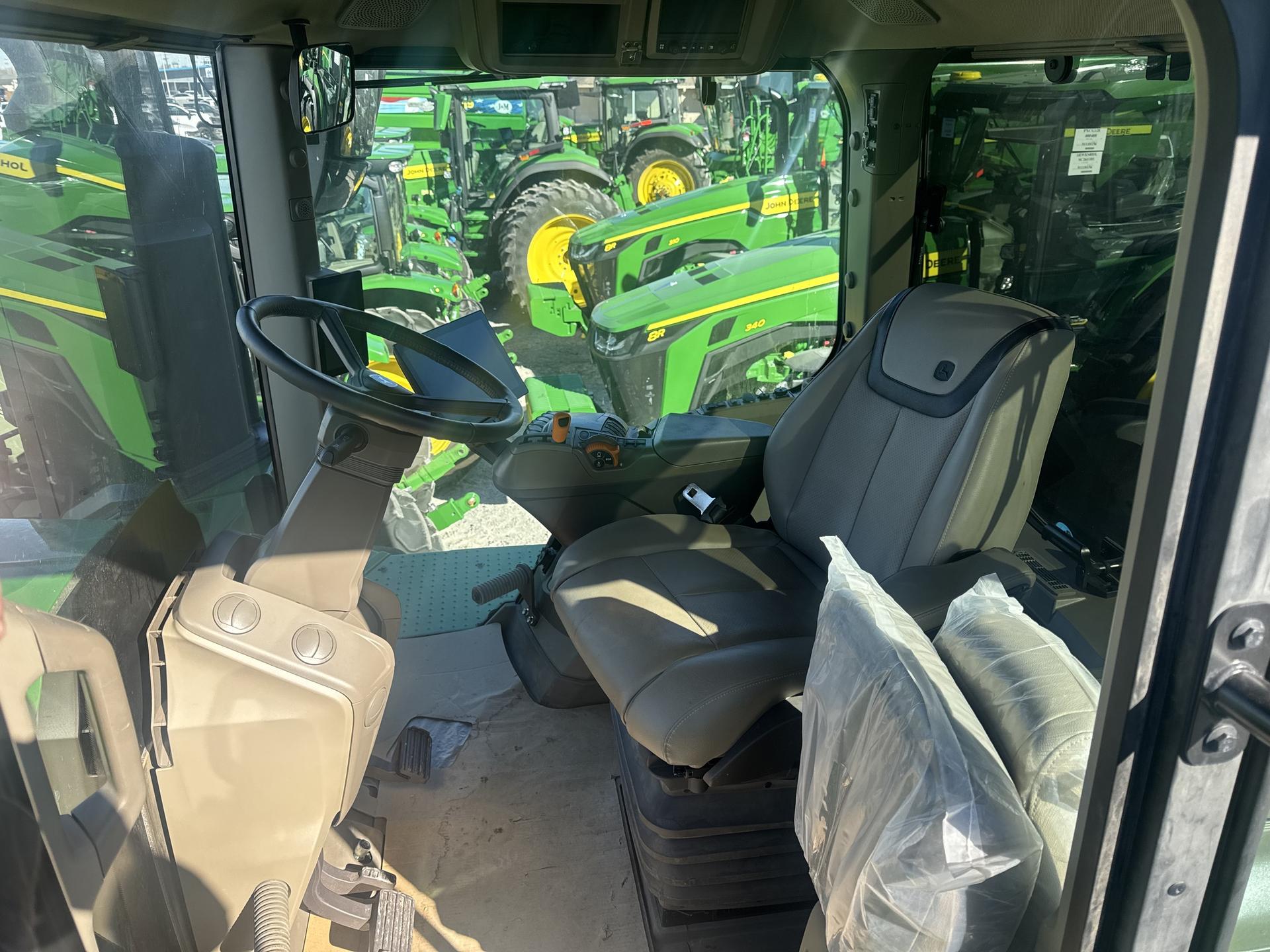 2024 John Deere 9R 640 Image