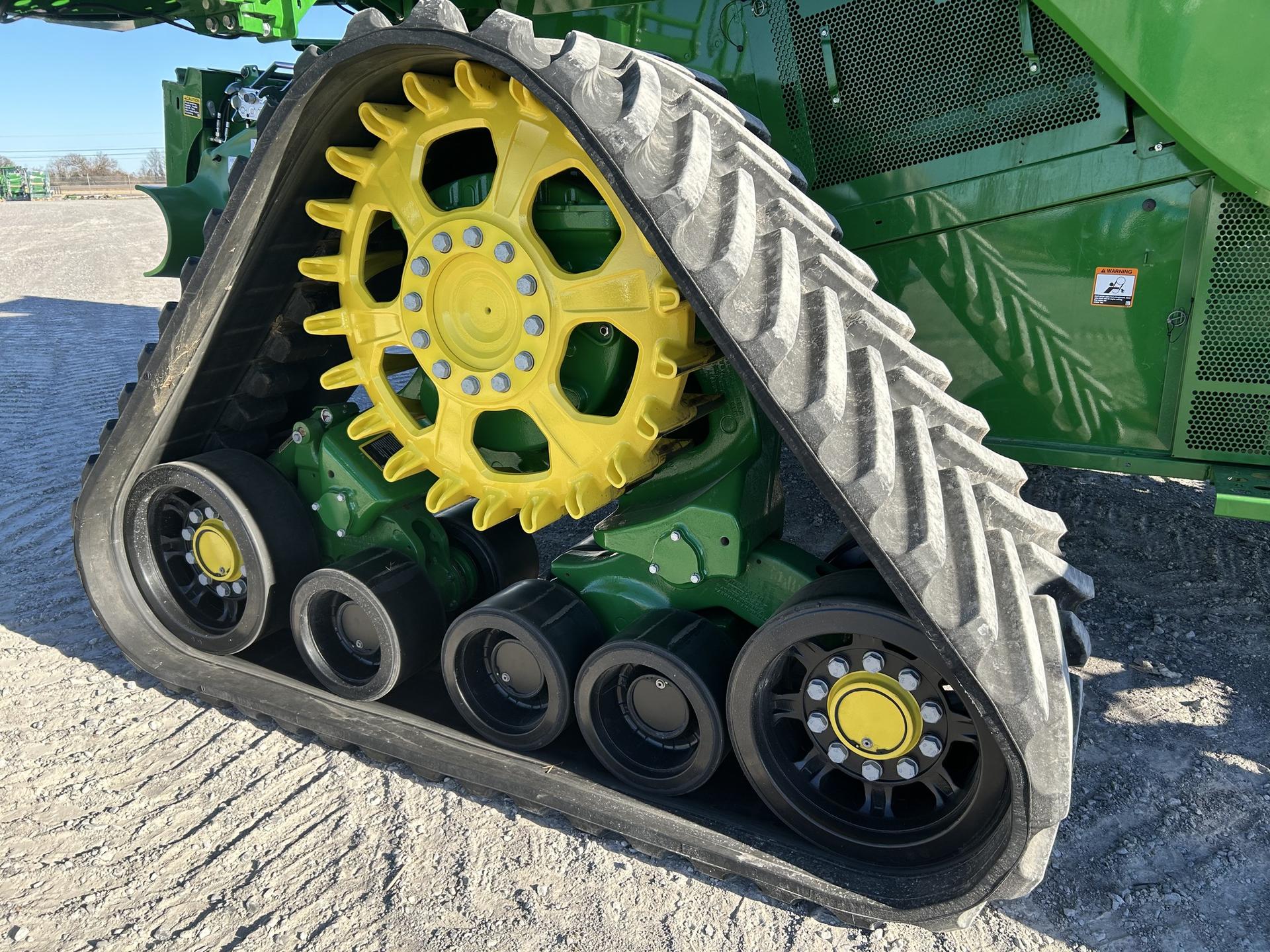 2024 John Deere S780 Image