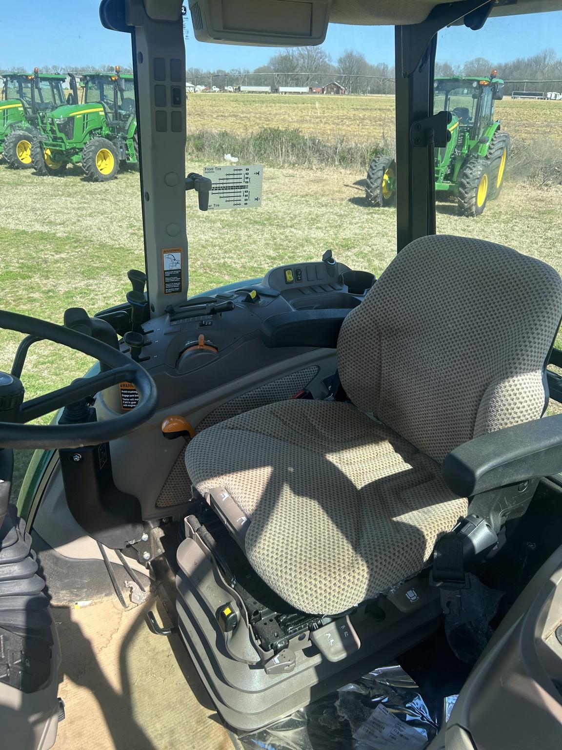 2023 John Deere 6120E Image