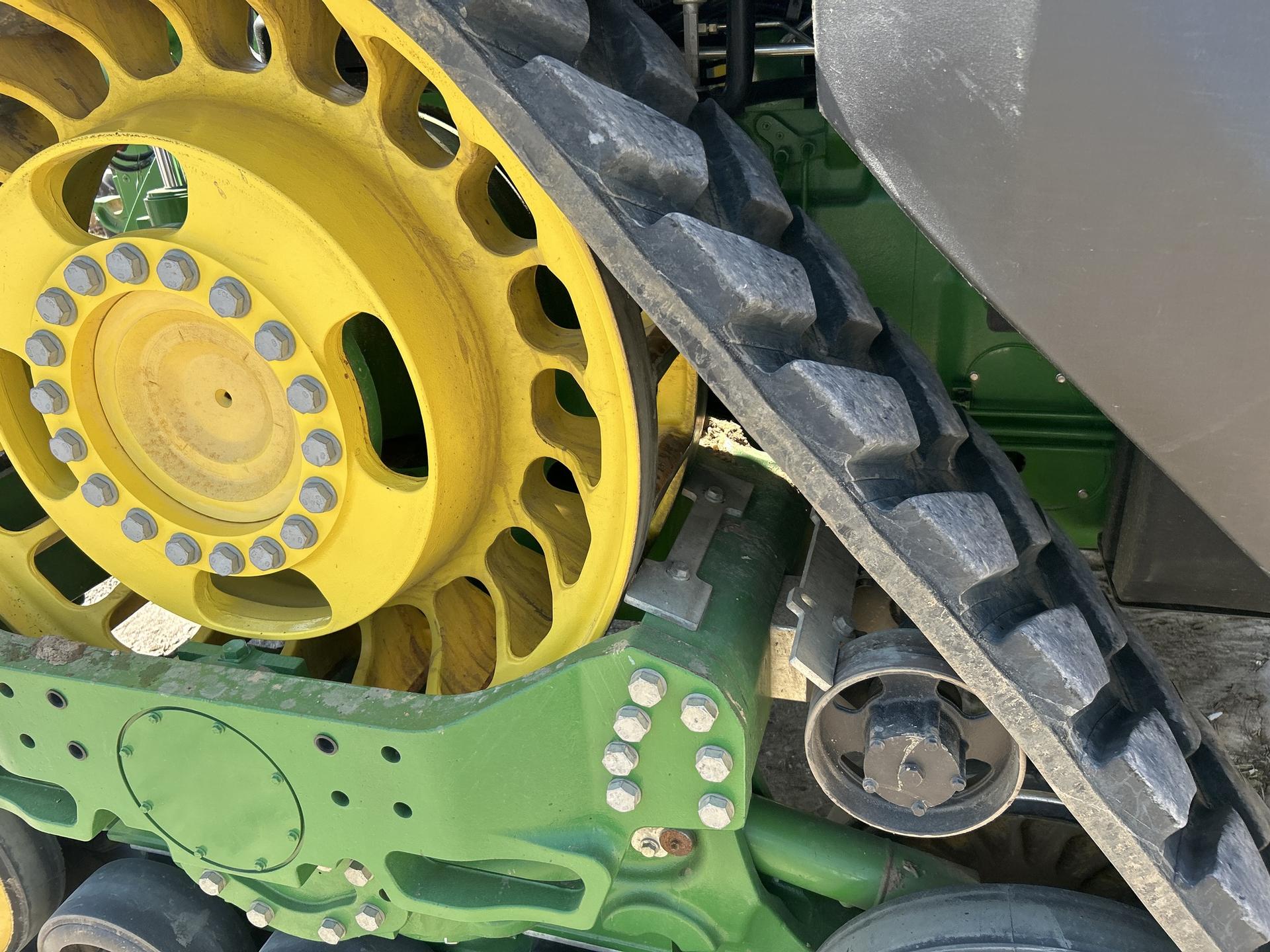 2023 John Deere 8RX 310 Image