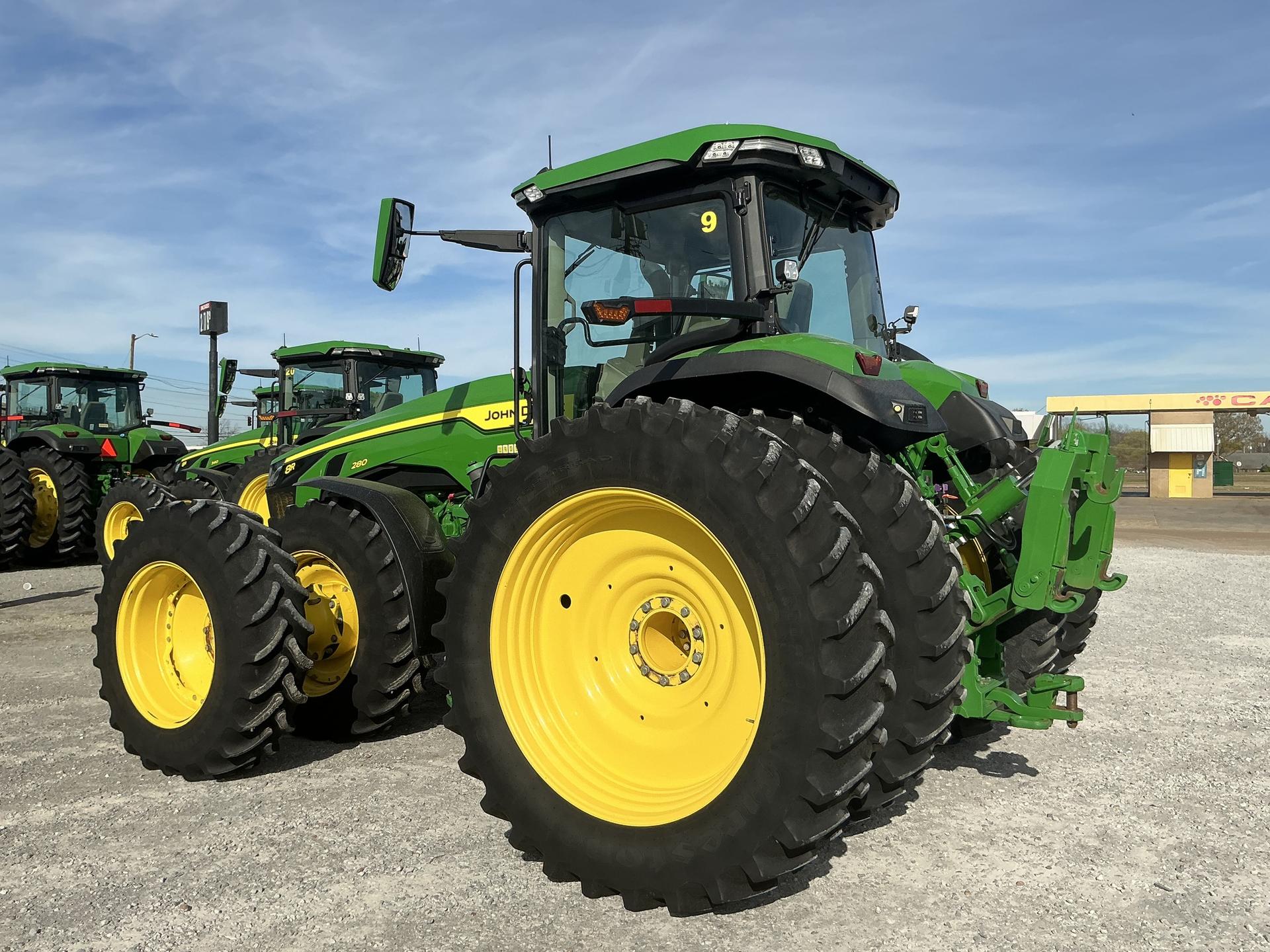 2022 John Deere 8R 280 Image