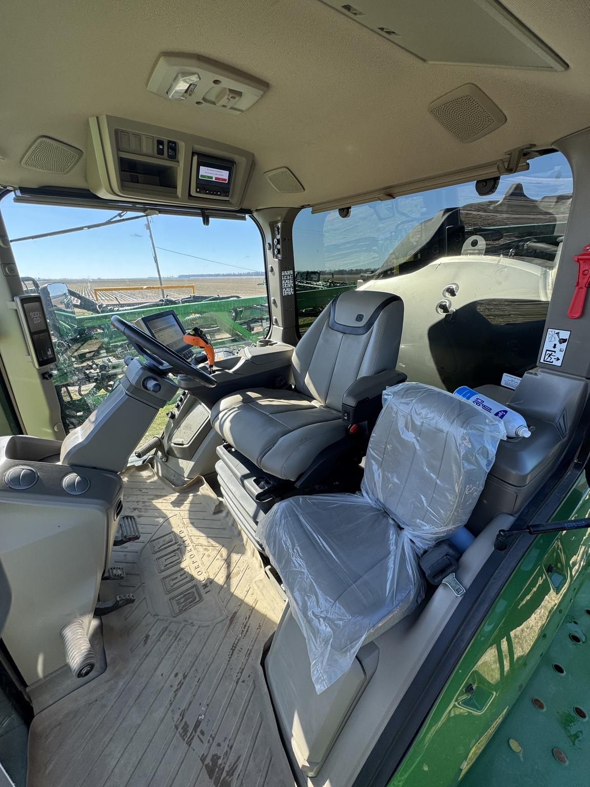 2023 John Deere 412R Image