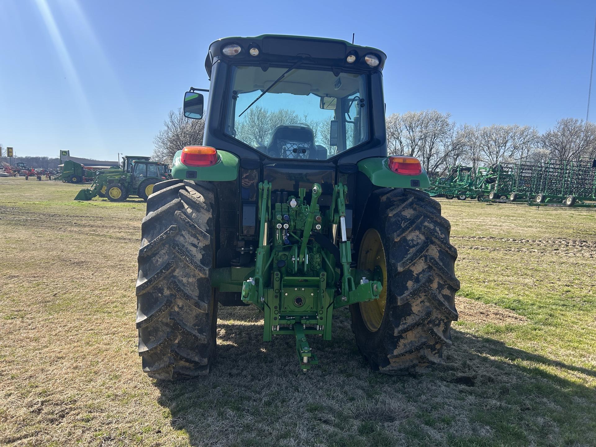 2023 John Deere 6120M Image