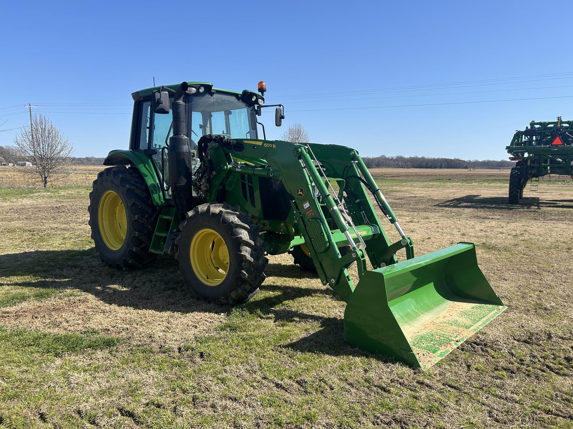 2023 John Deere 6120M Image