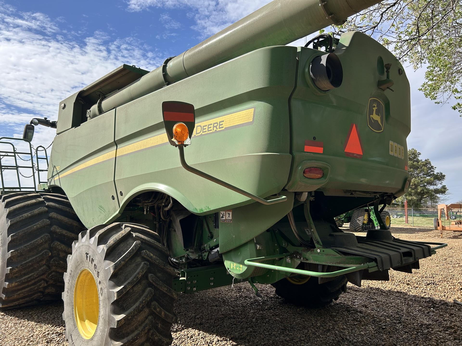 2024 John Deere S780 Image