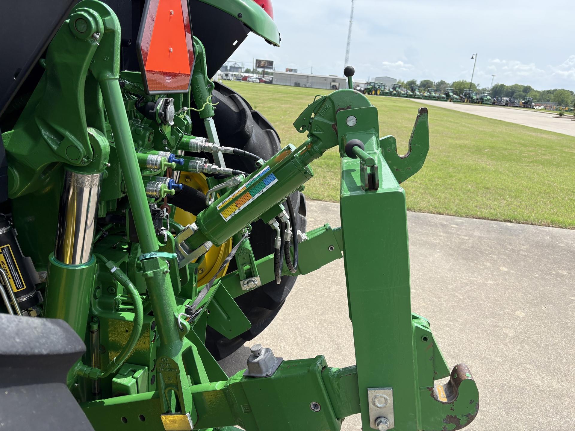 2021 John Deere 6140M Image