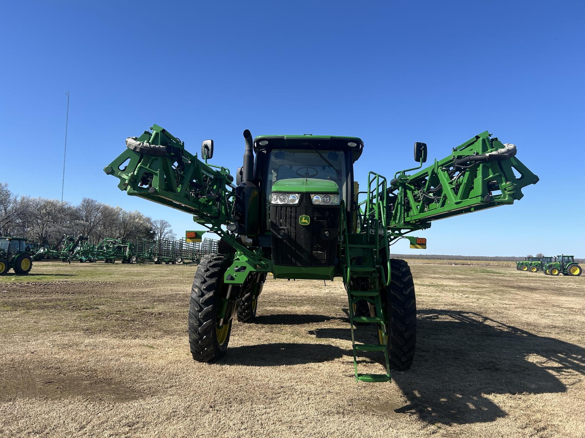 2021 John Deere R4038 Image