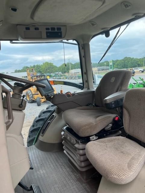 2018 John Deere 8270R Image