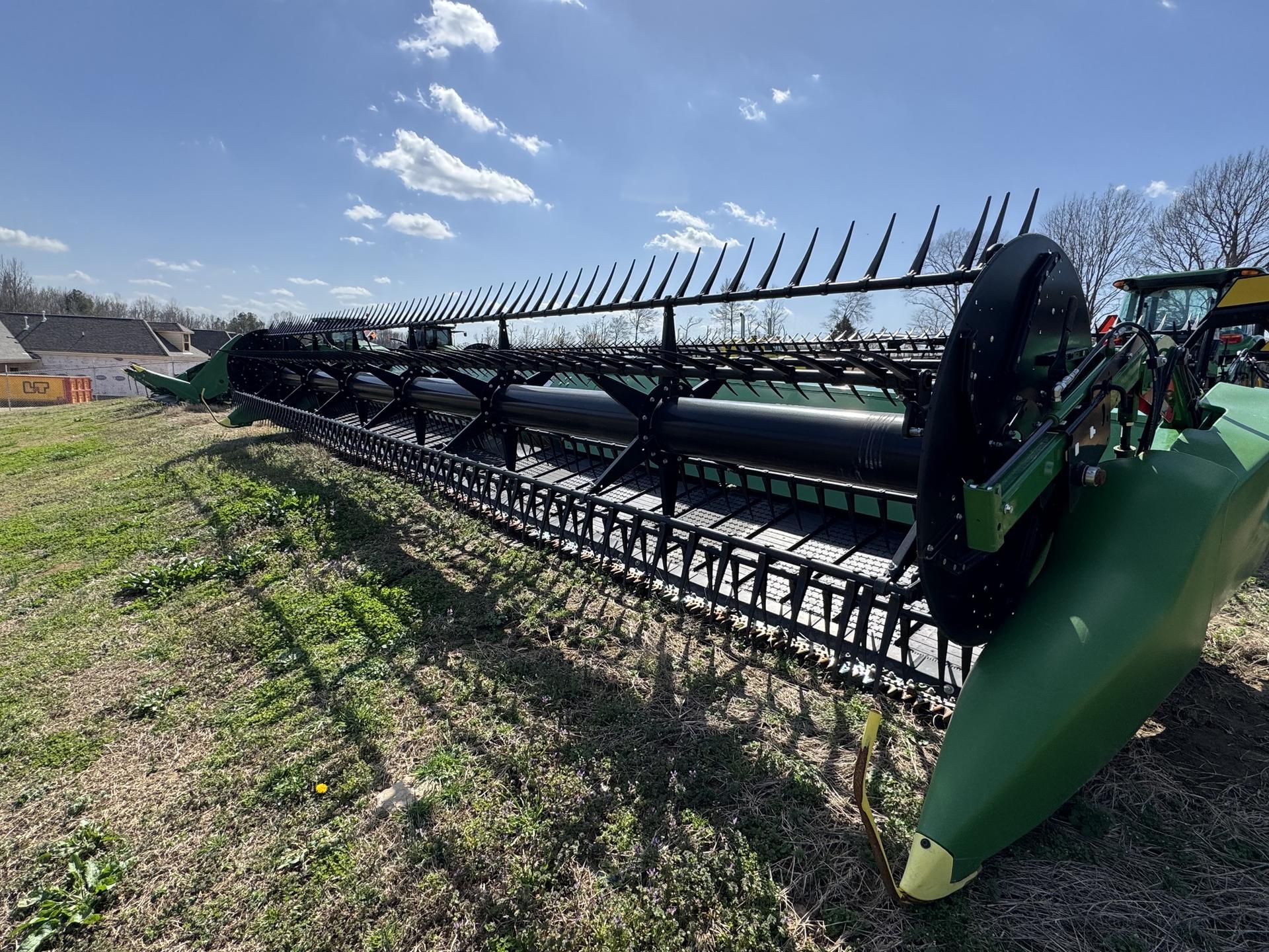 2023 John Deere RD35F Image