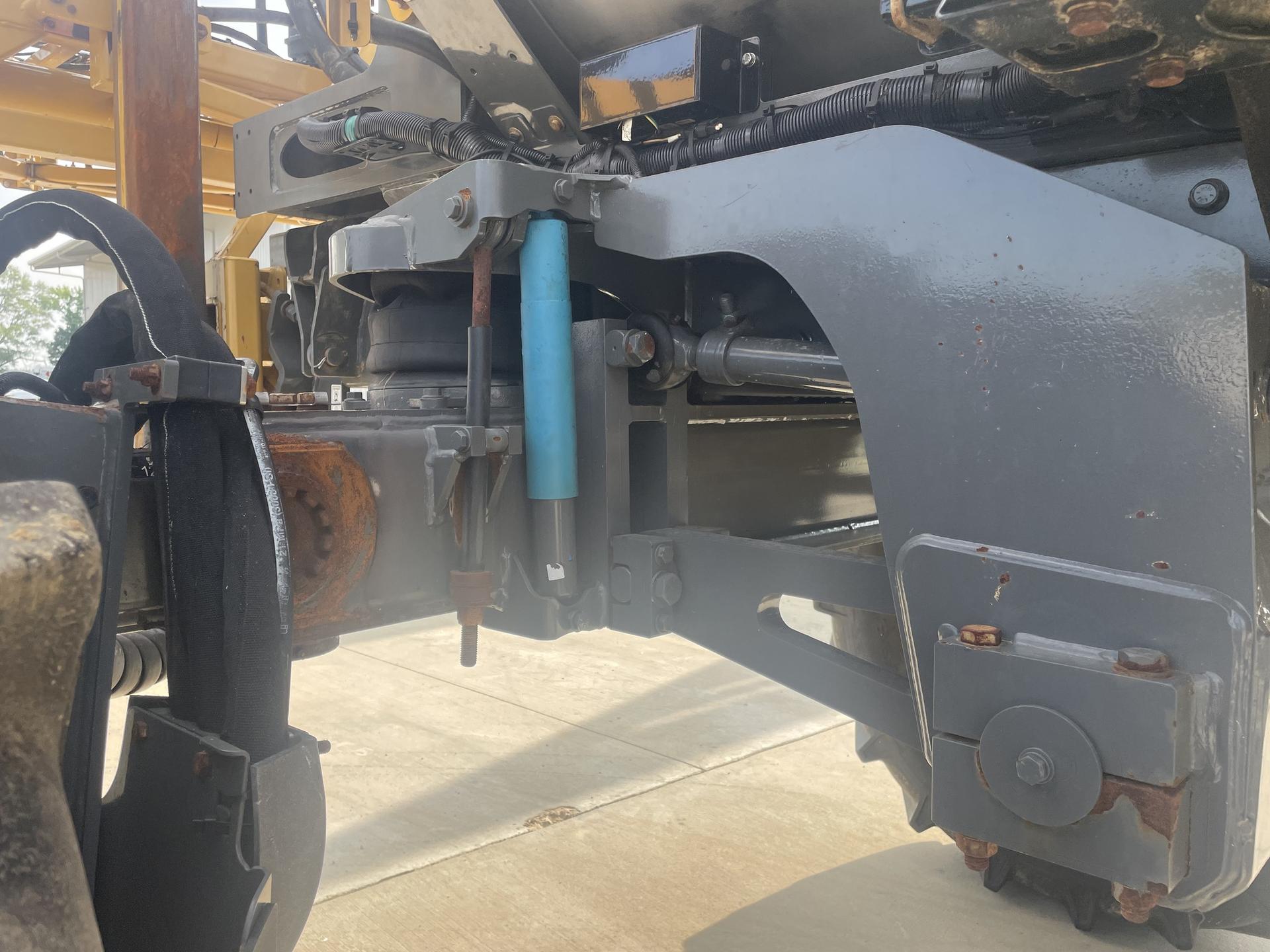 2020 RoGator RG 1100C Image