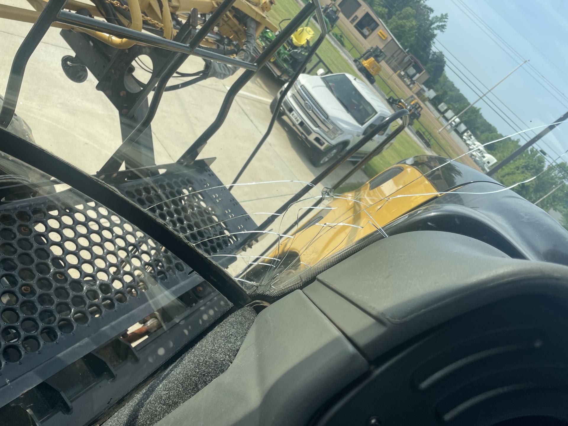 2020 RoGator RG 1100C Image