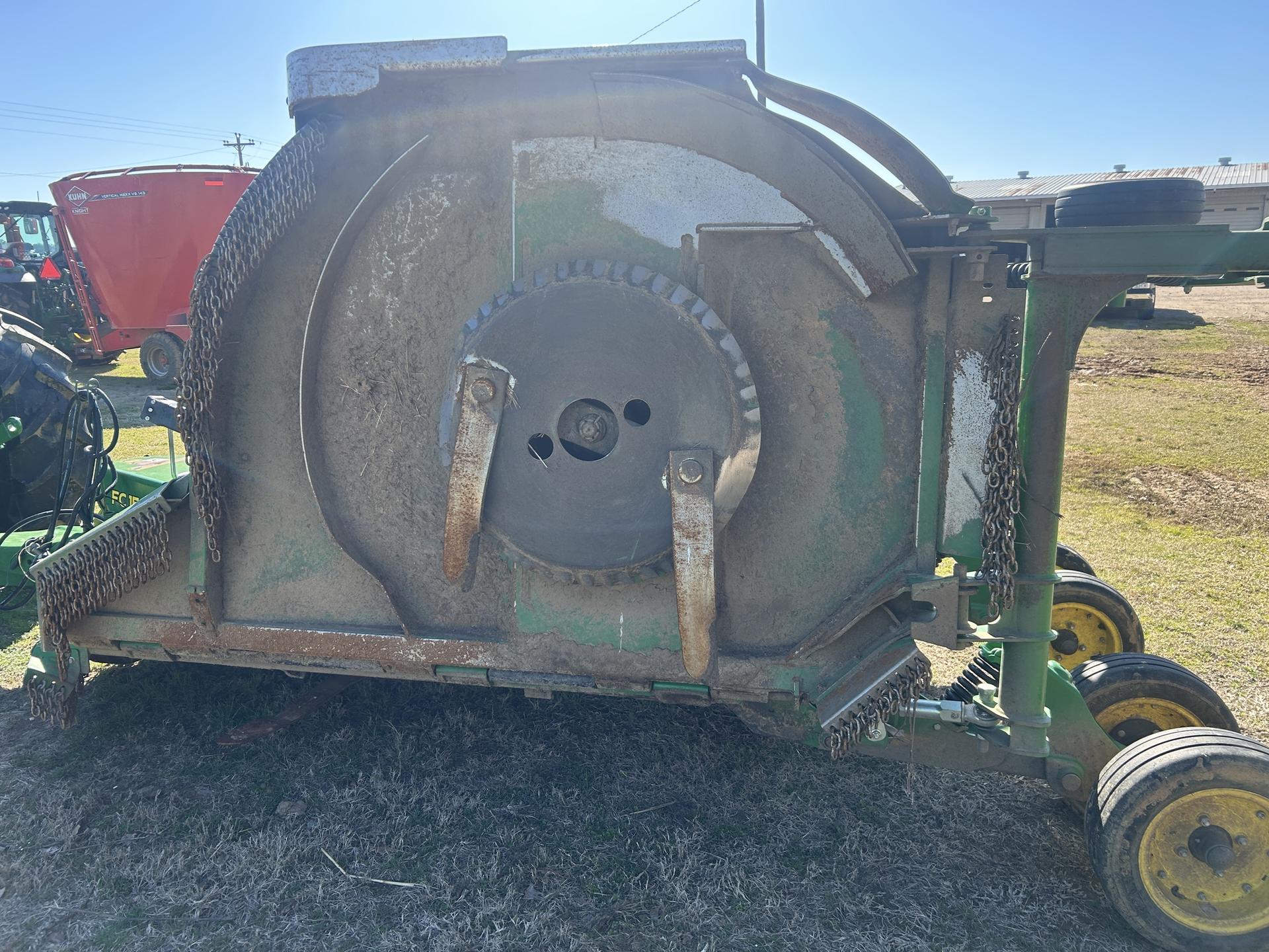 2022 John Deere FC15M Image