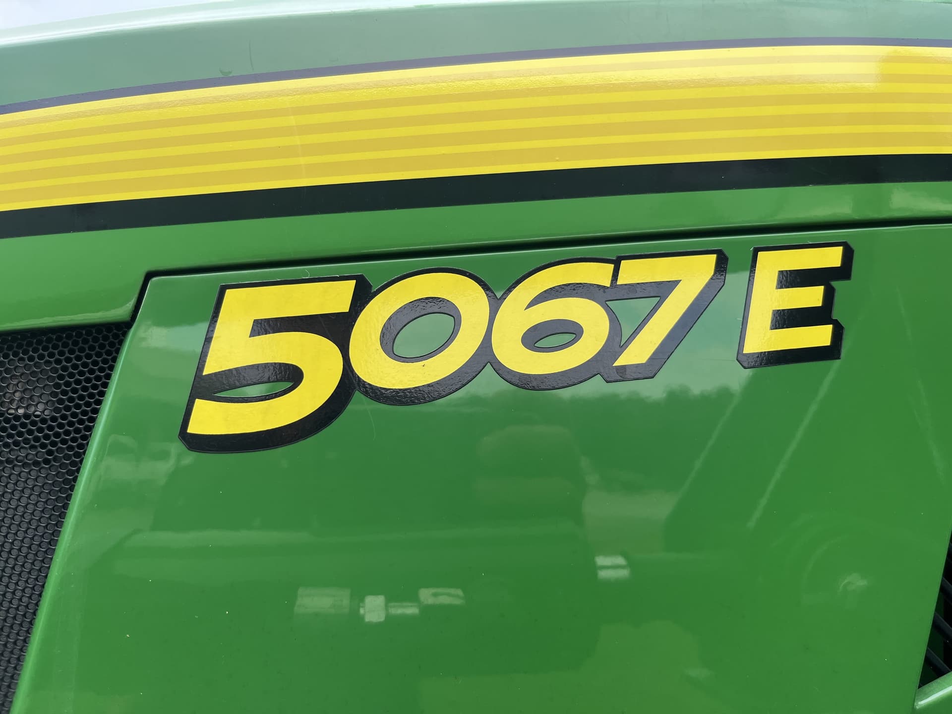 2023 John Deere 5067E Image