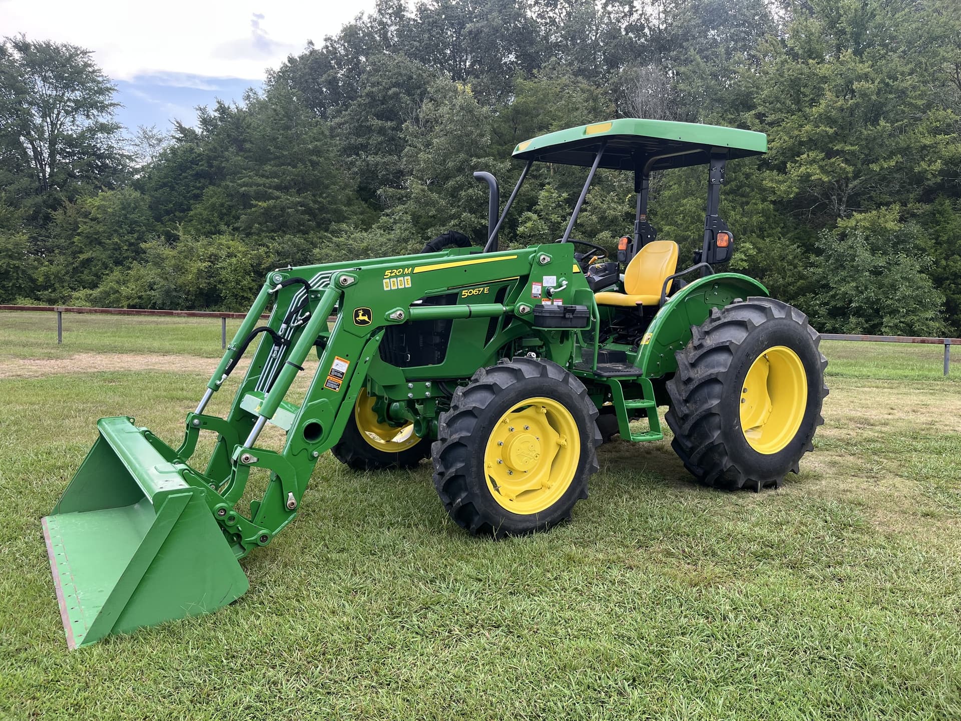 2023 John Deere 5067E Image