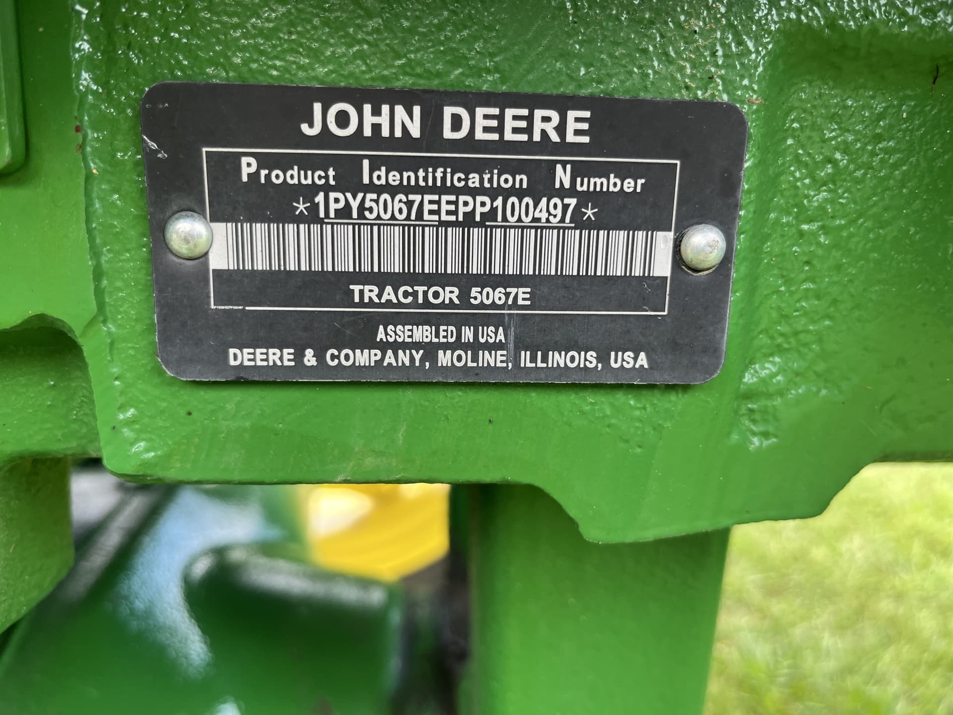 2023 John Deere 5067E Image