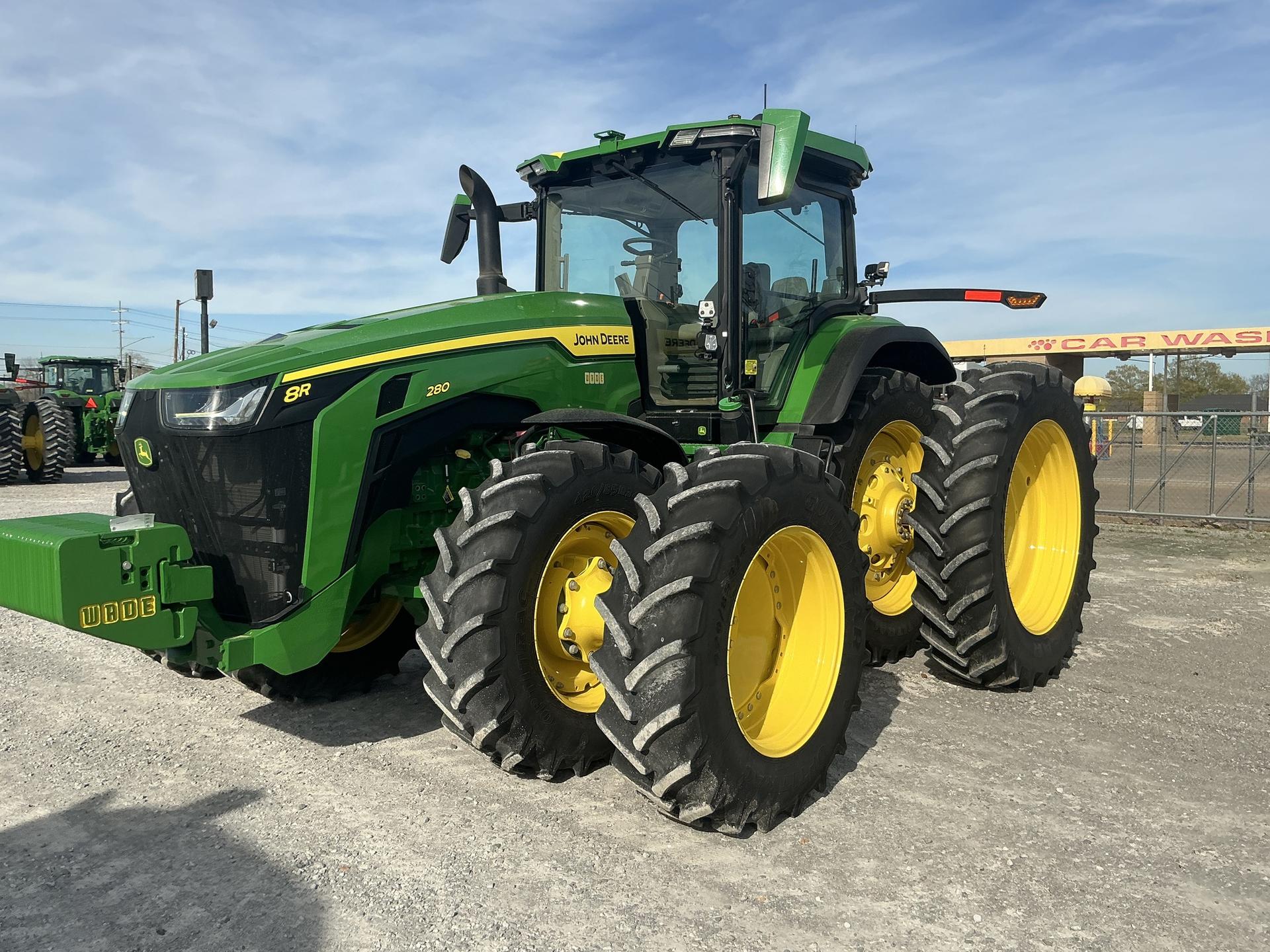 2024 John Deere 8R 280 Image