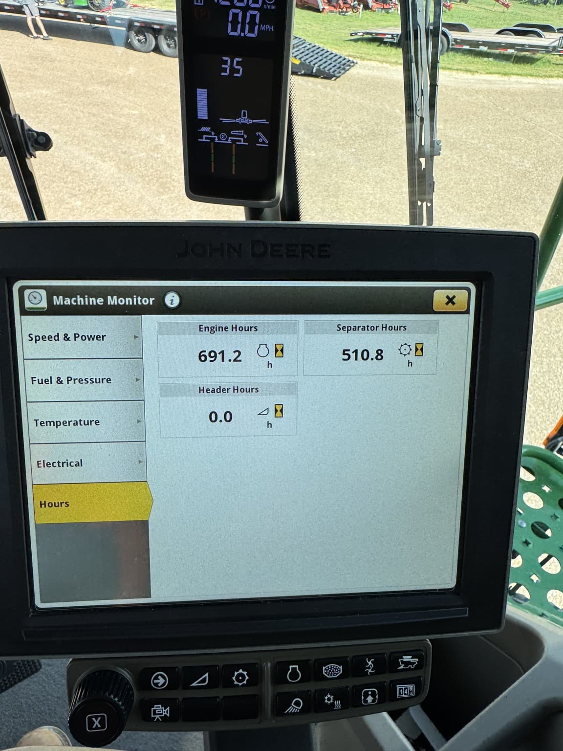 2022 John Deere X9 1000 Image