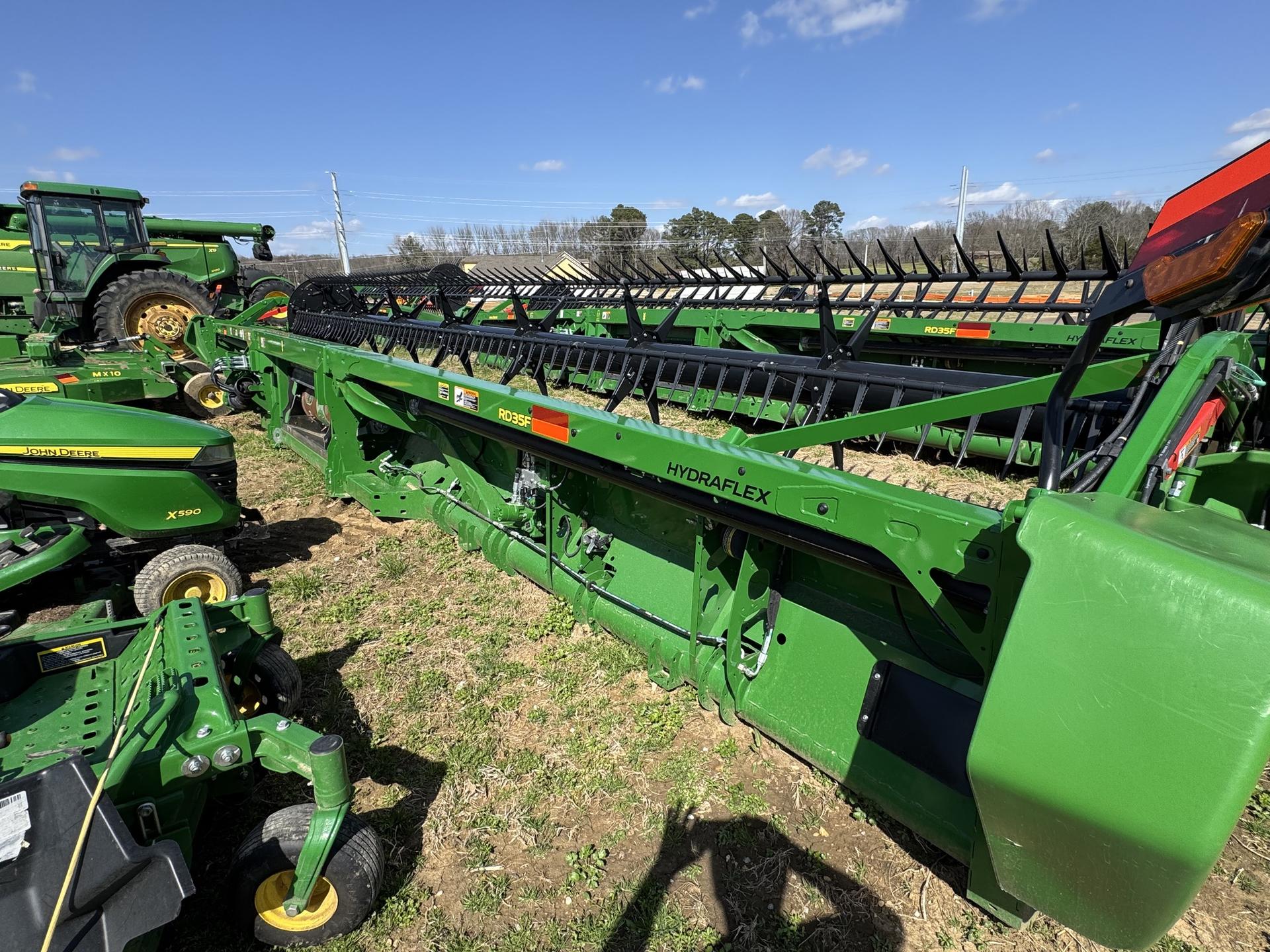 2023 John Deere RD35F Image
