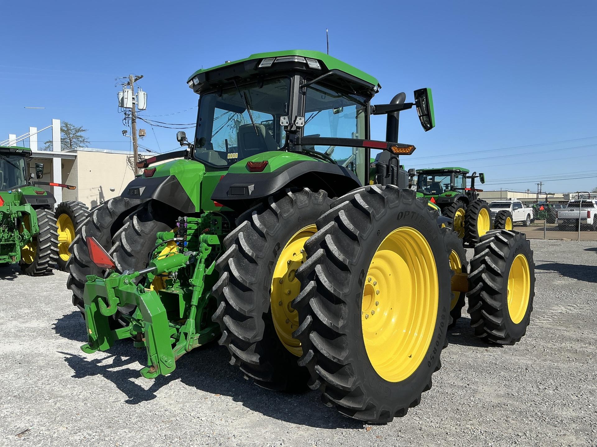 2023 John Deere 8R 280 Image