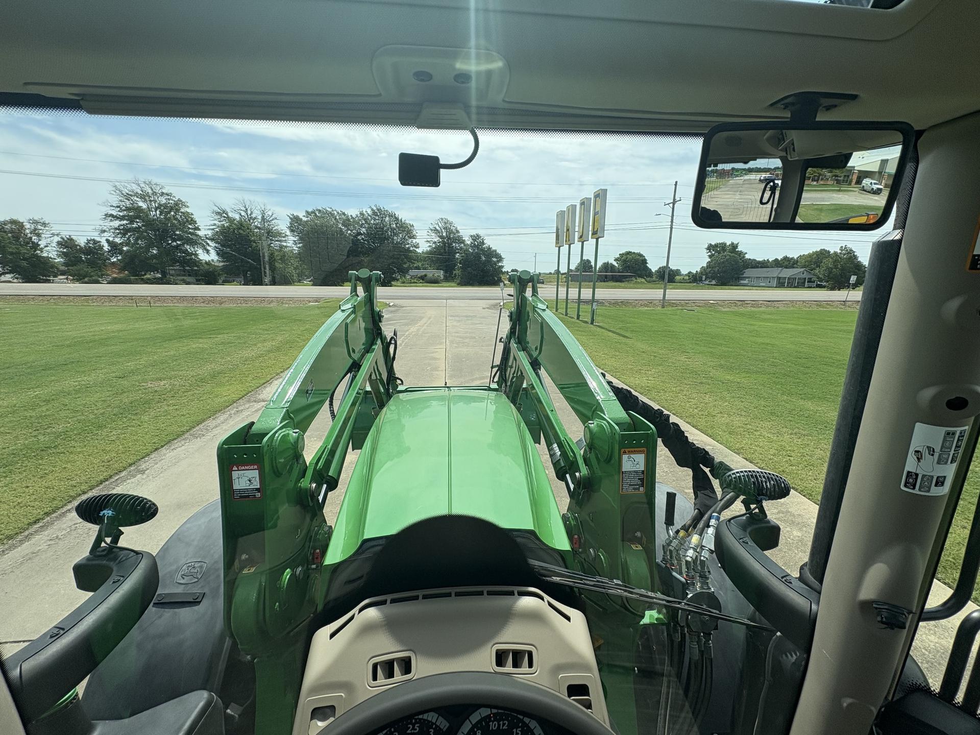2021 John Deere 6175R Image