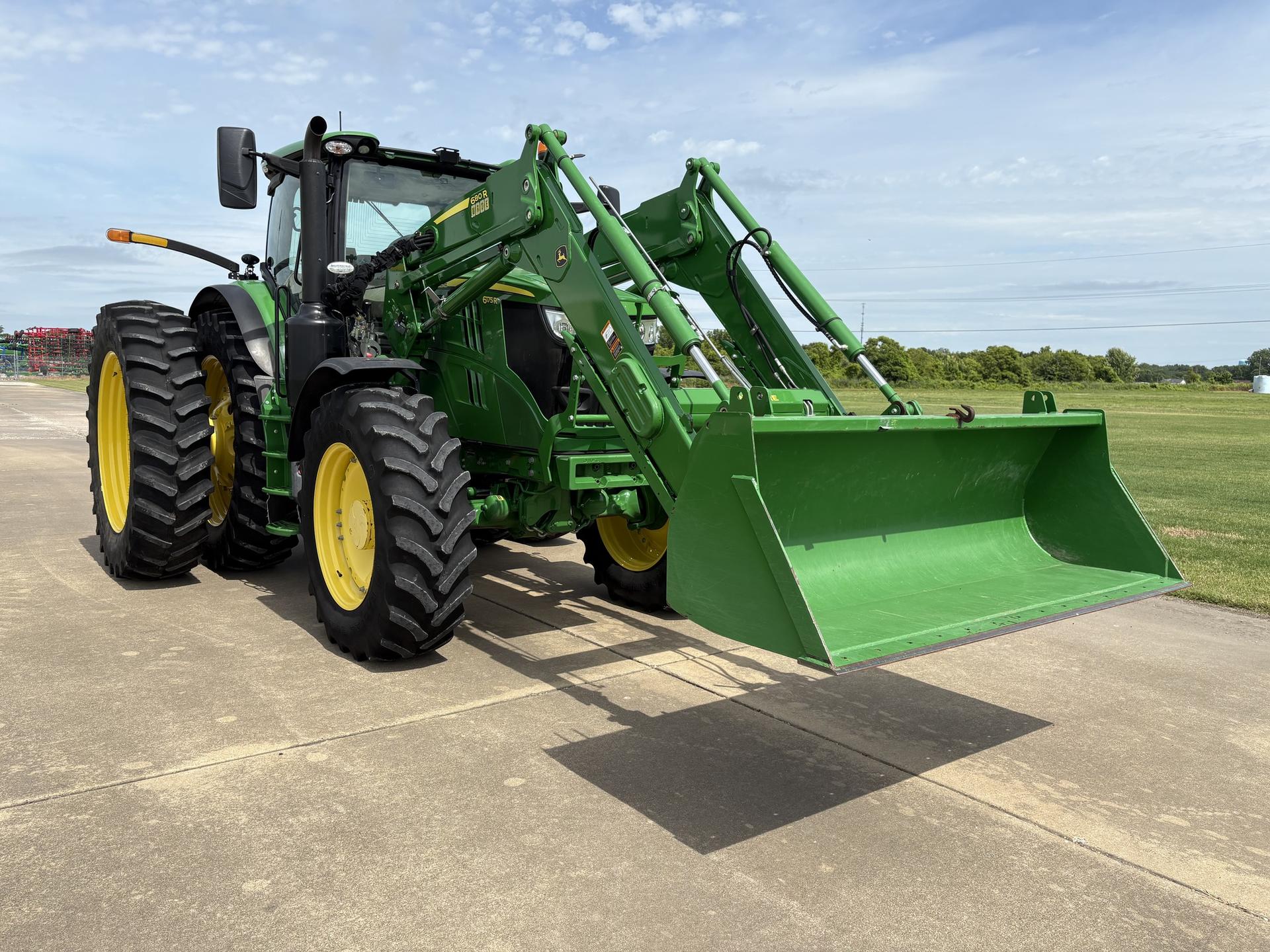2021 John Deere 6175R Image
