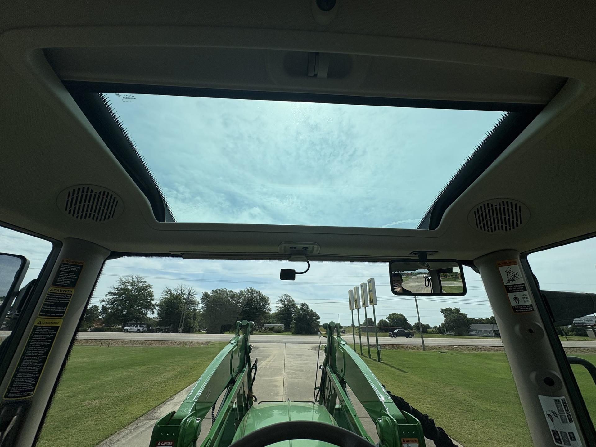 2021 John Deere 6175R Image