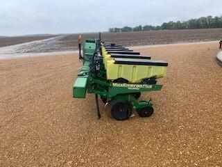 2002 John Deere 1720