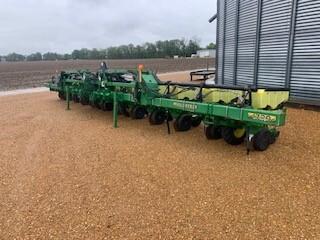 2002 John Deere 1720