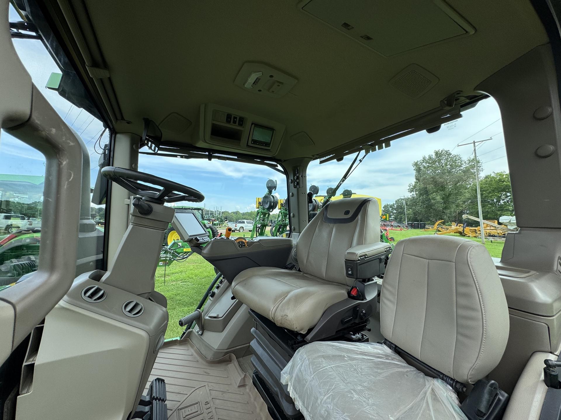 2023 John Deere 8R 310 Image