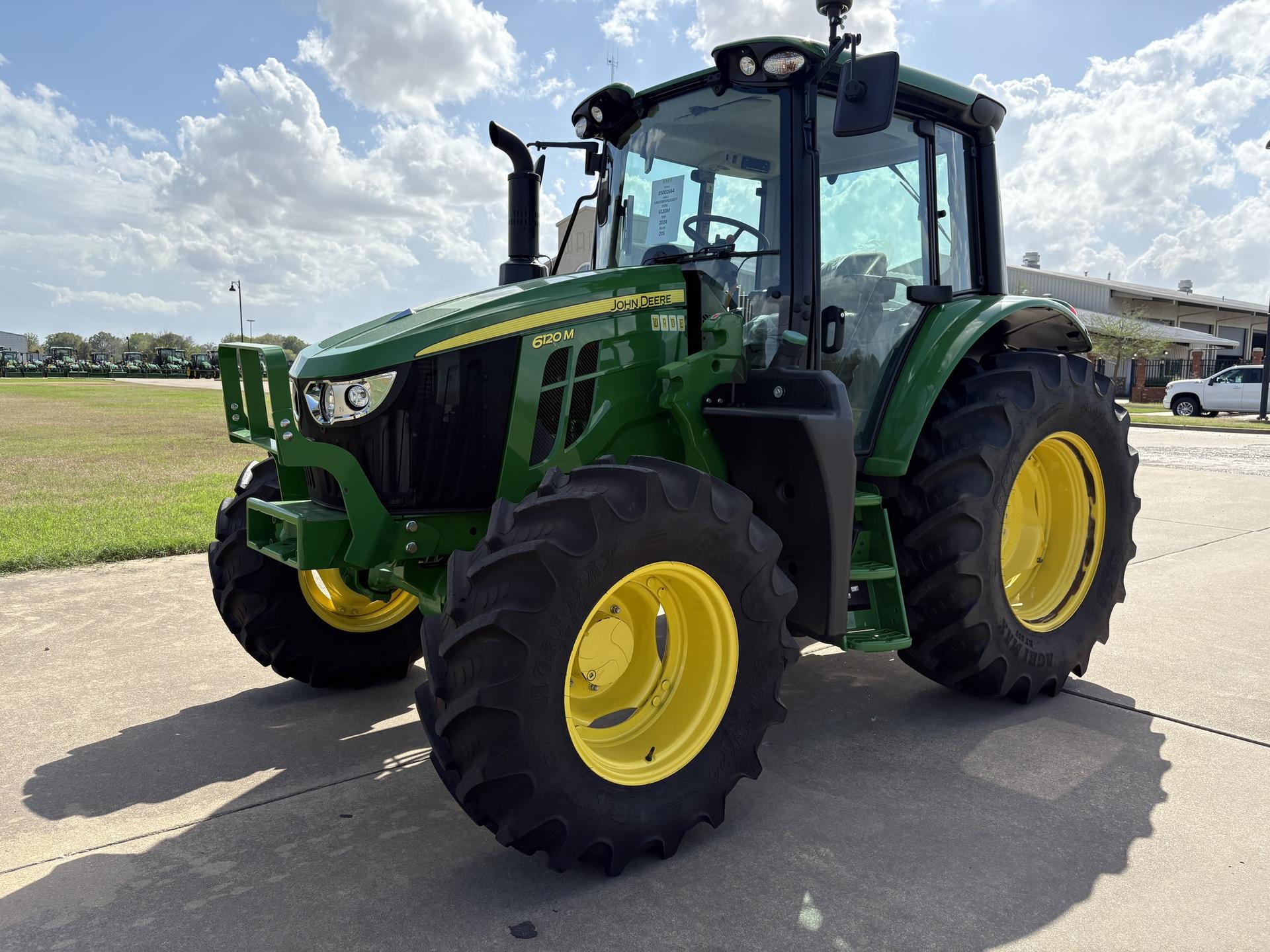 2023 John Deere 6120M Image