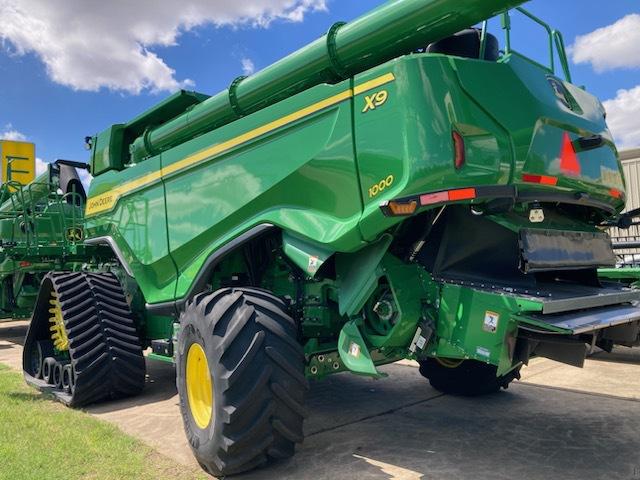 2023 John Deere X9 1000 Image