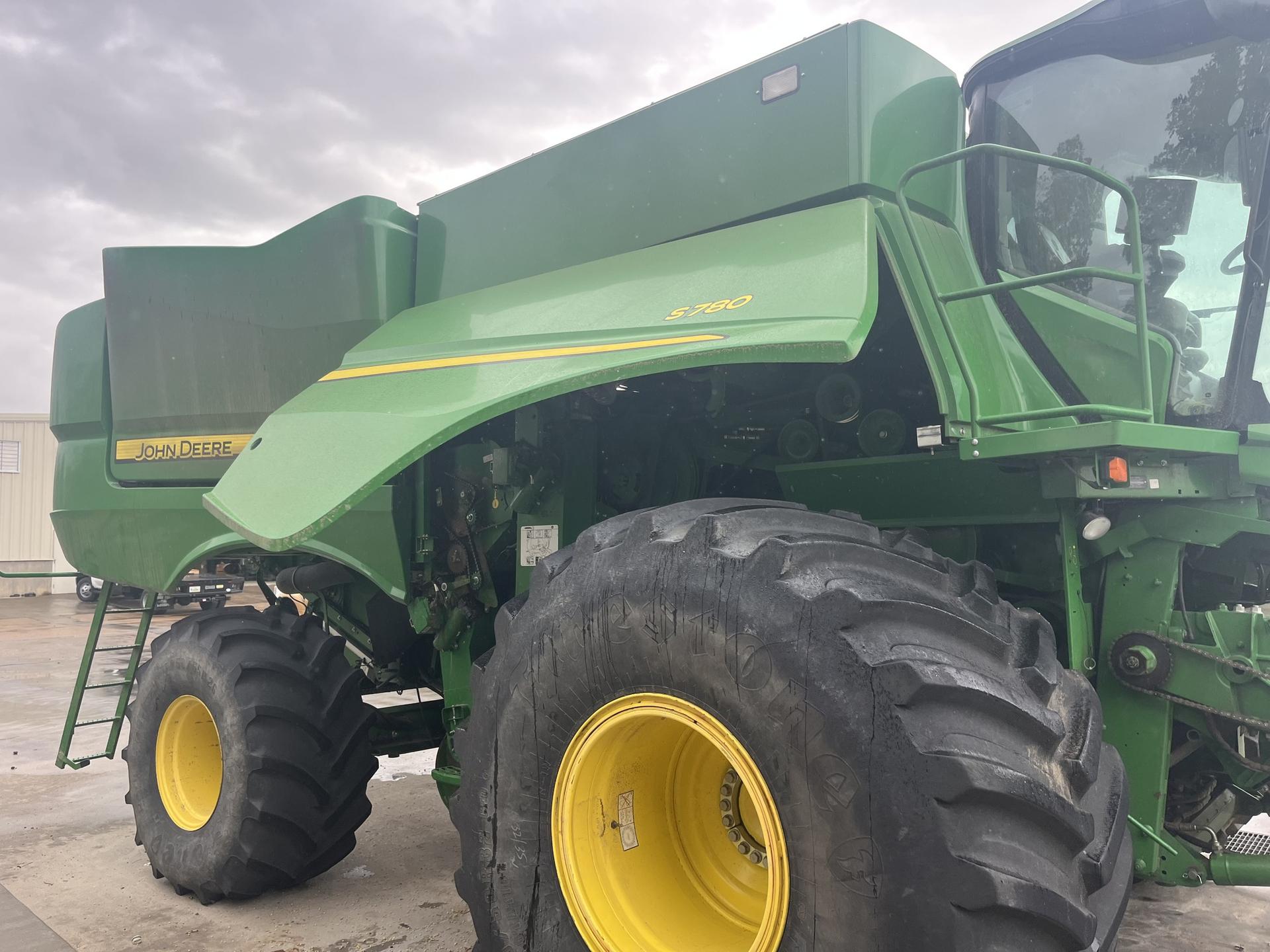 2019 John Deere S780 Image