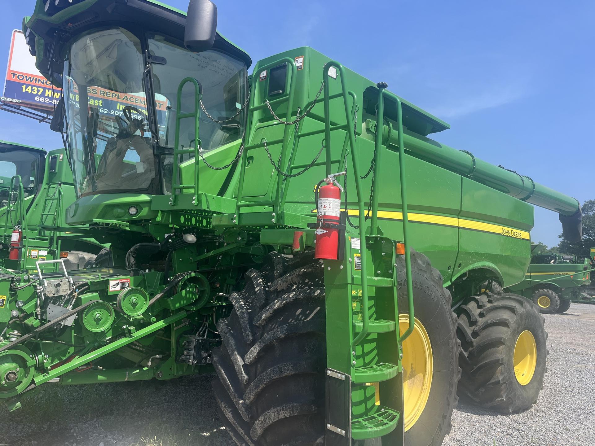 2019 John Deere S780 Image
