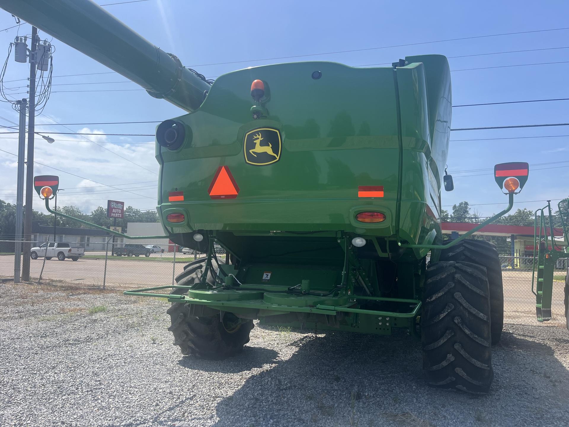 2019 John Deere S780 Image