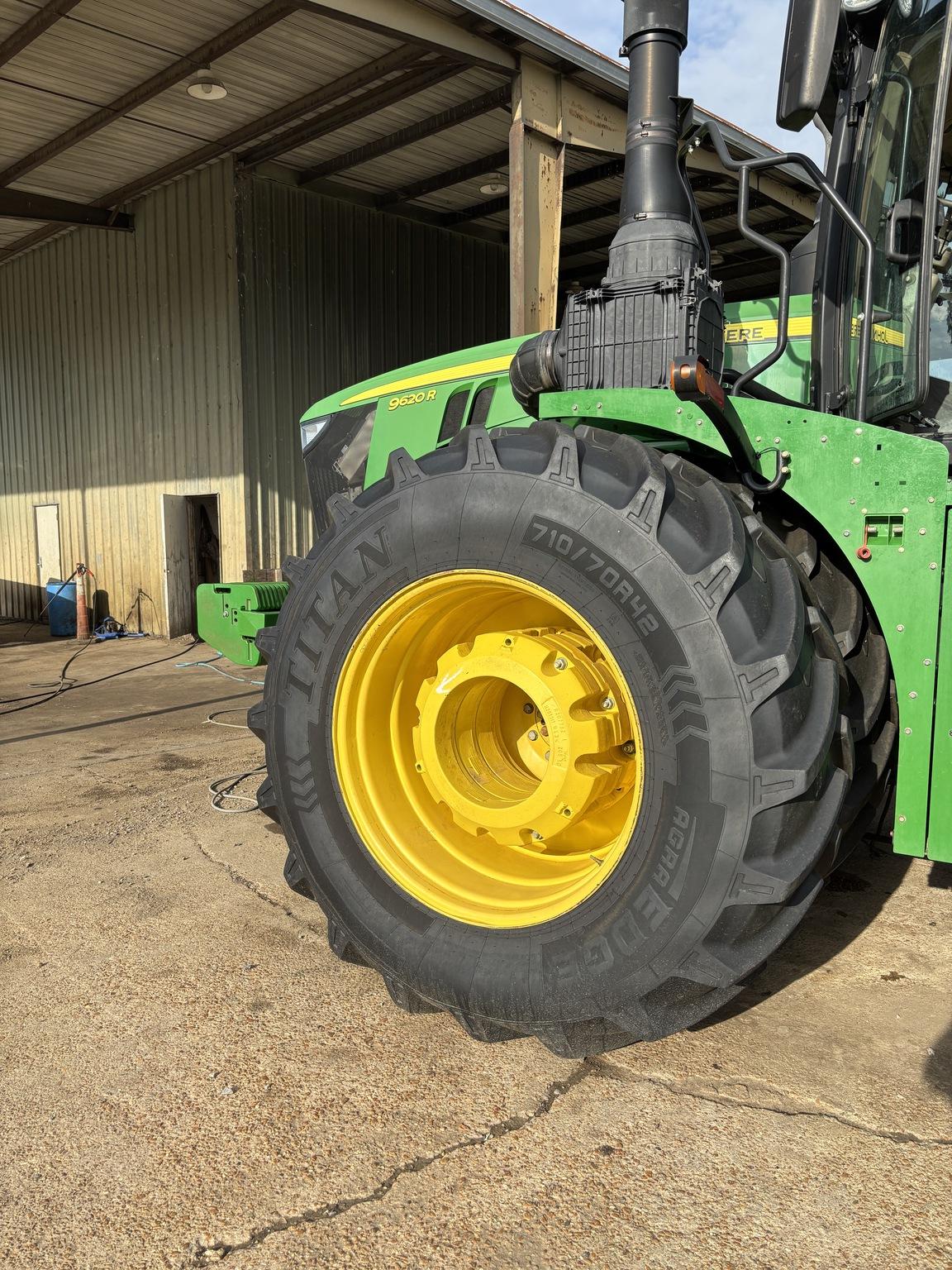 2020 John Deere 9620R Image