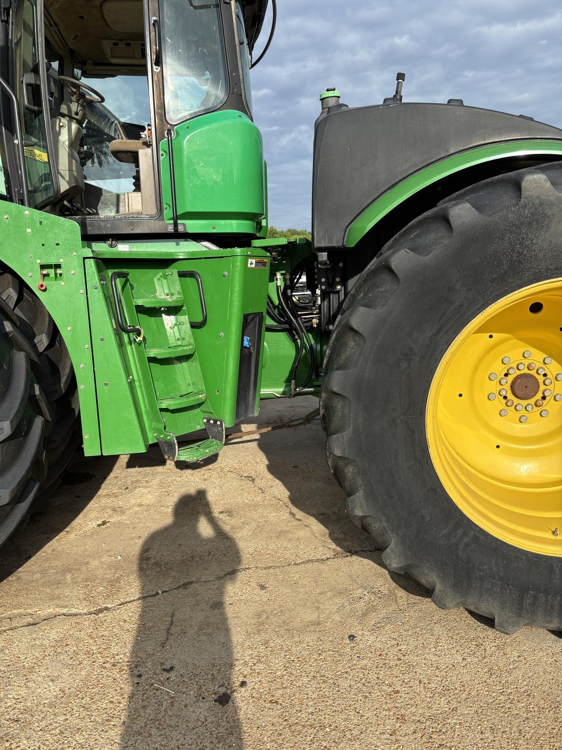 2020 John Deere 9620R Image