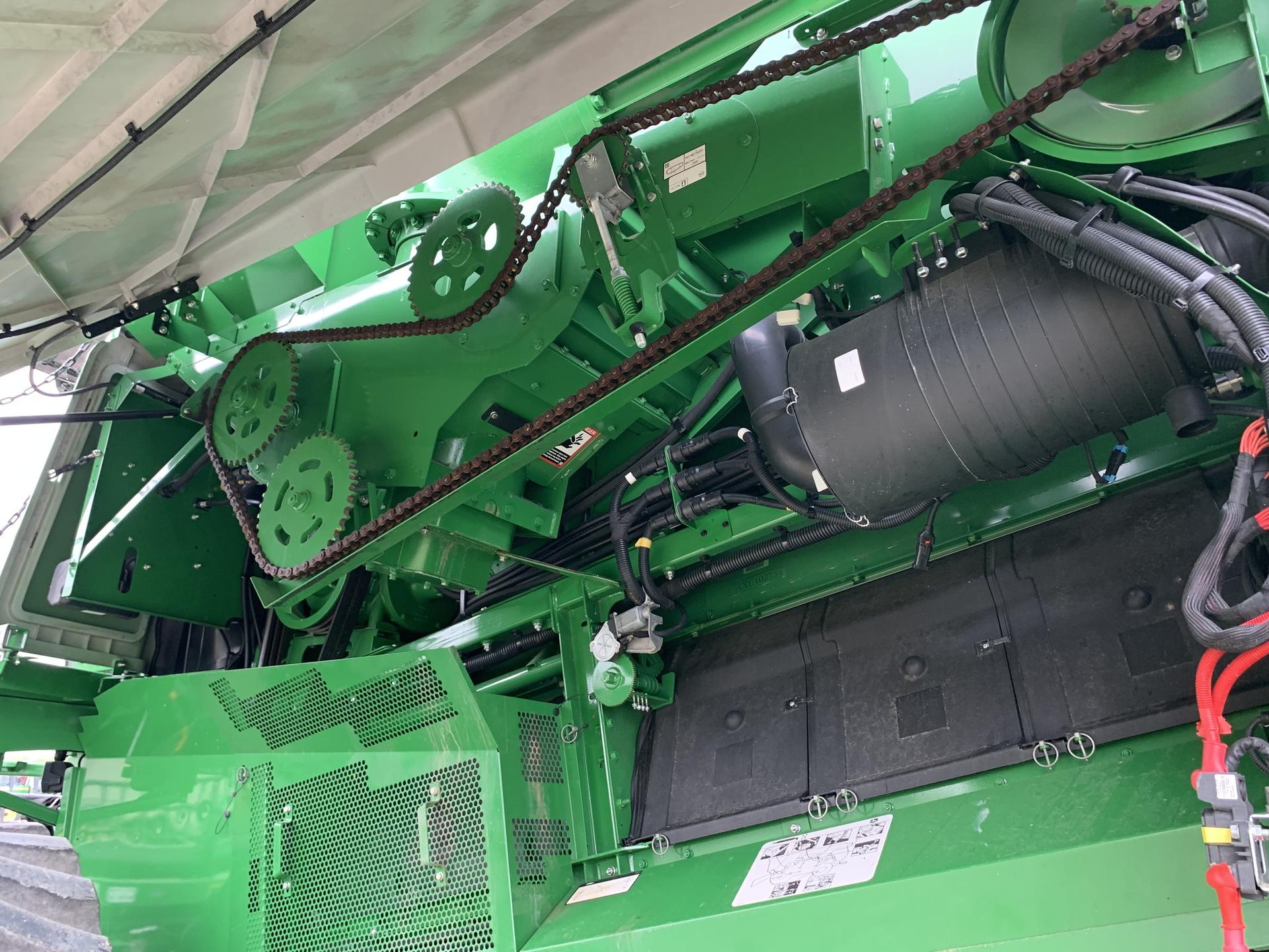 2022 John Deere S780 Image